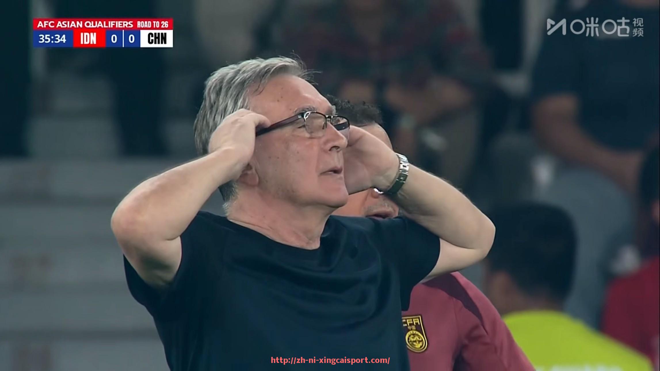 杏彩体育-世俱杯替补席战术平板使用管理规定的演变路径